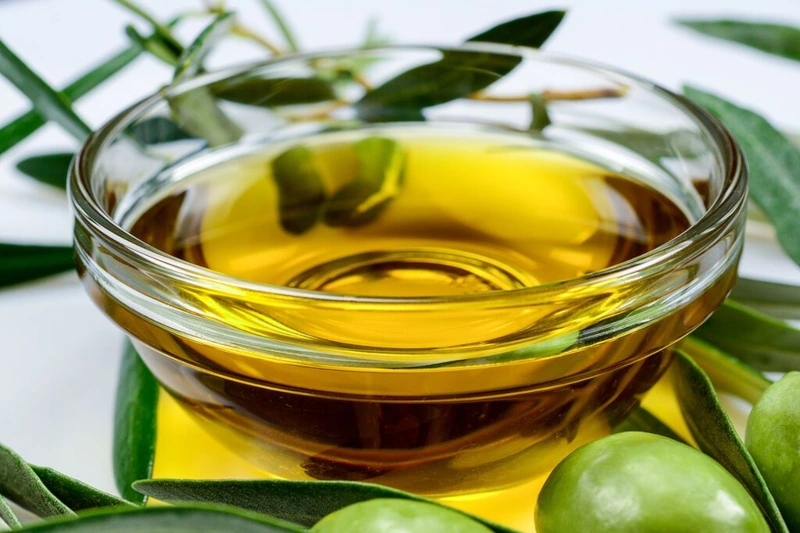 Can You Eat Before Massage? Tips & Meal Ideas